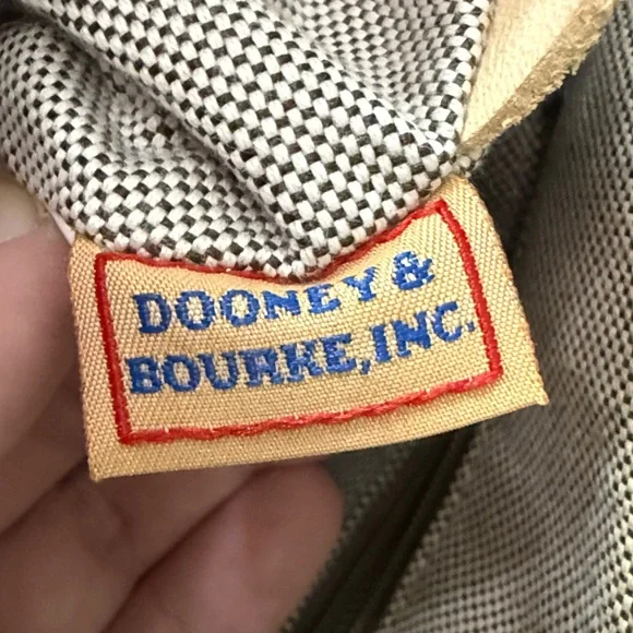 Y2K Dooney & Bourke Vintage Leather shoulder  bag Blue Cream monogram NEARLY NEW - Picture 13 of 17